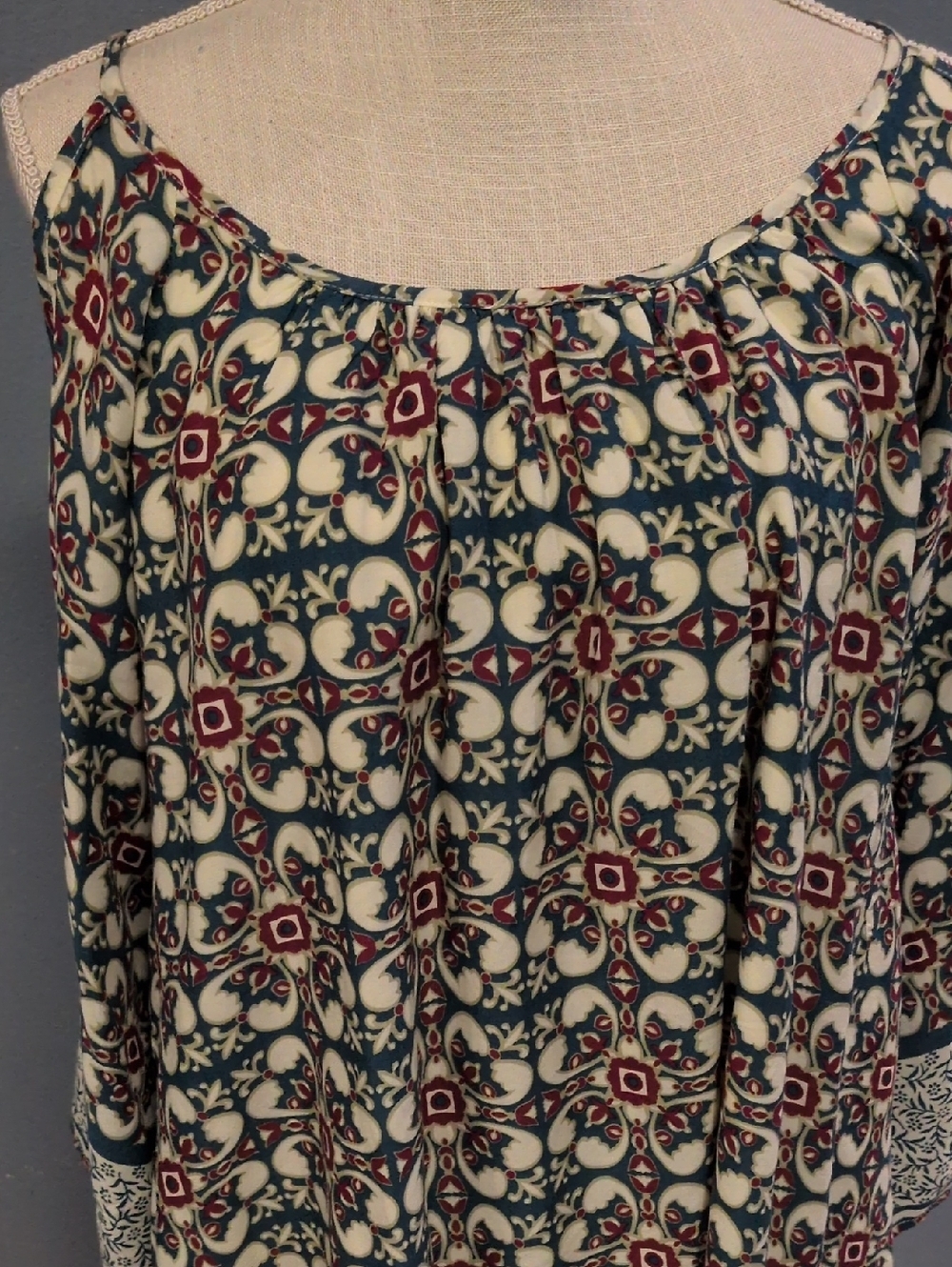 Umgee PaisleyFloral Bohemian Cold Shoulder Knee Length Dress Resortwear Festival - Picture 2 of 12